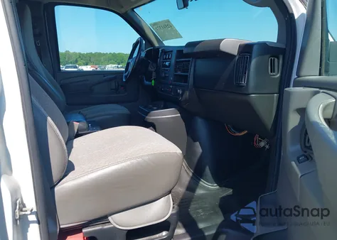 2015 Chevrolet Express 2500 Work Van from USA, damaged, VIN 1GCWGFCF4F1157834